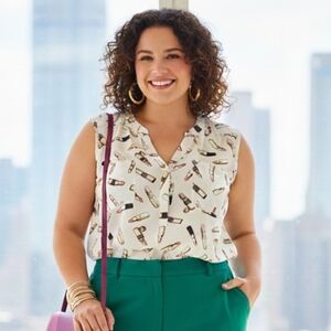 Torrid 3 Modern Contemporary Artsy Retro Lipstick Print Harper Sleeveless Blouse